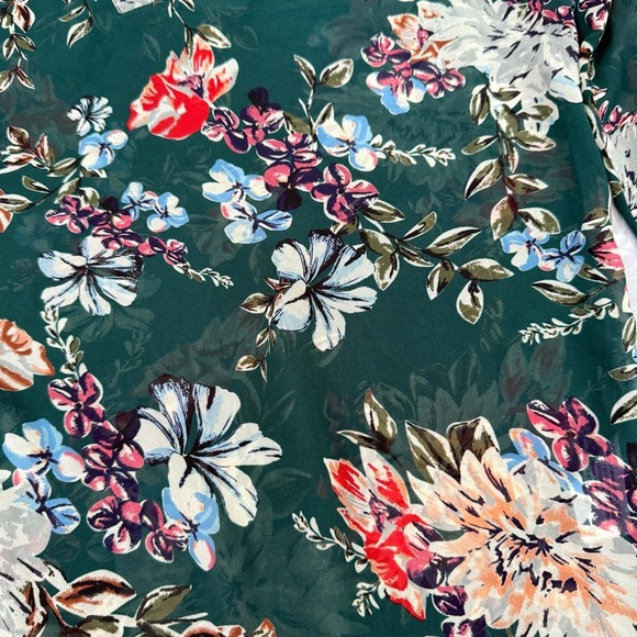 Women’s A New Day Target Floral Sheer Long Sleeve V-Neck Top Medium - Picture 7 of 16